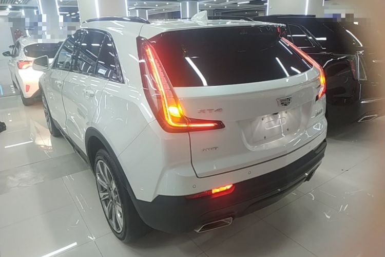 Used Cadillac XT4 2020 28T 4x4 Platinum Sport Edition Rear Left 45 Deg