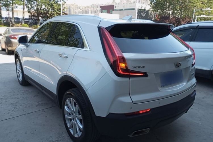 Used Cadillac XT4 2020 Revised Version 28T Two-Wheel Drive Tech Edition Rear Left 45 Deg