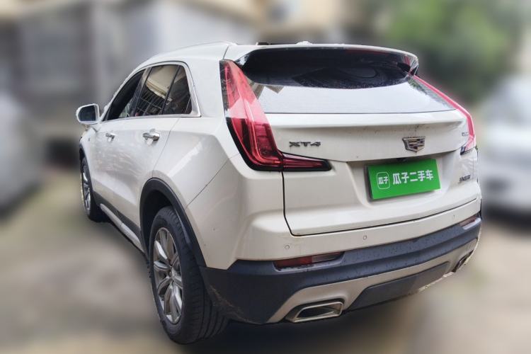 Used Cadillac XT4 2020 28T Two-Wheel-Drive Luxury Version Rear Left 45 Deg