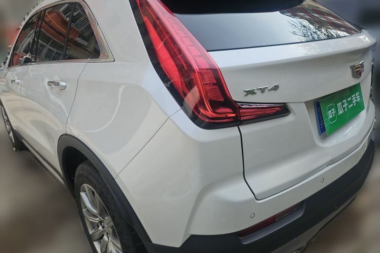 Used Cadillac XT4 2020 Revised Version 28T Two-Wheel Drive Luxury Edition Rear Left 45 Deg