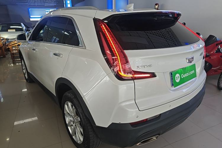 Used Cadillac XT4 2020 Revised Version 28T Two-Wheel Drive Tech Edition Rear Left 45 Deg