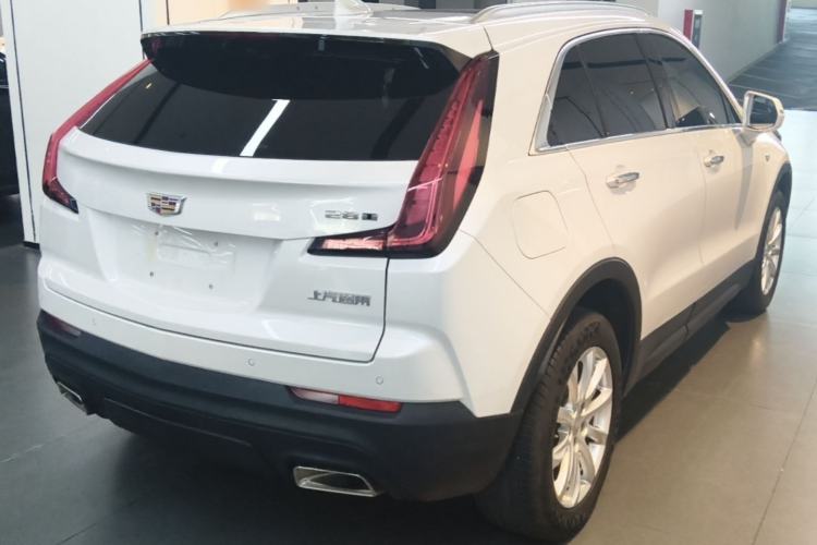 Used Cadillac XT4 2020 Revised Version 28T Two-Wheel Drive Tech Edition Rear Right 45 Deg