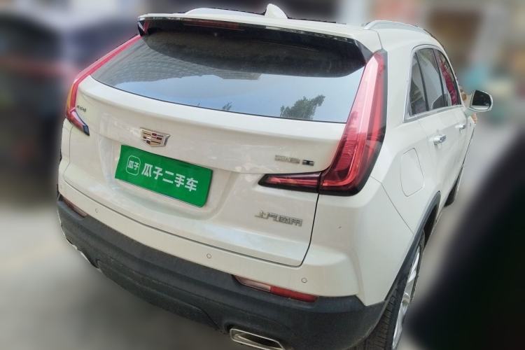 Used Cadillac XT4 2020 28T Two-Wheel Drive Tech Version Rear Right 45 Deg