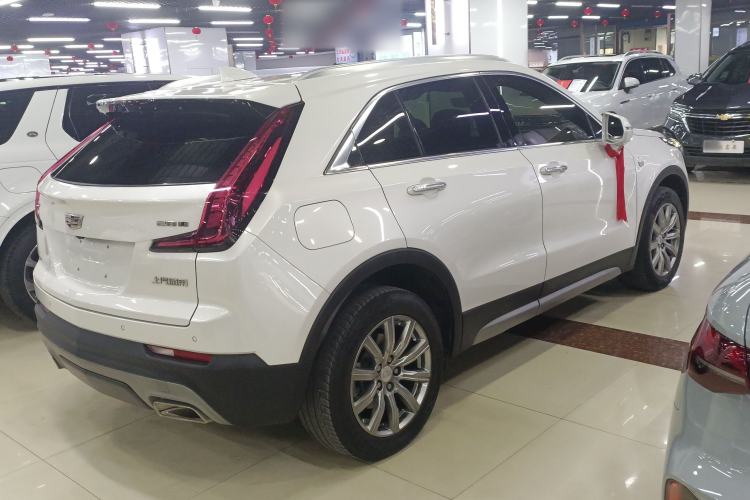 Used Cadillac XT4 2020 28T Two-Wheel-Drive Leading Version Rear Right 45 Deg