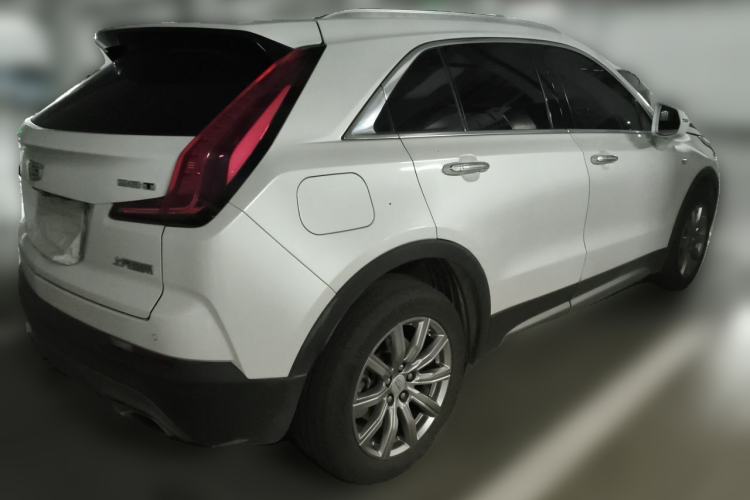 Used Cadillac XT4 2020 Revised Version 28T Two-Wheel Drive Luxury Edition Rear Right 45 Deg