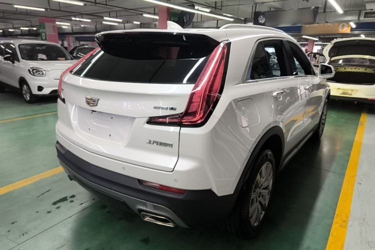 Used Cadillac XT4 2020 Revised Version 28T Two-Wheel Drive Luxury Edition Rear Right 45 Deg