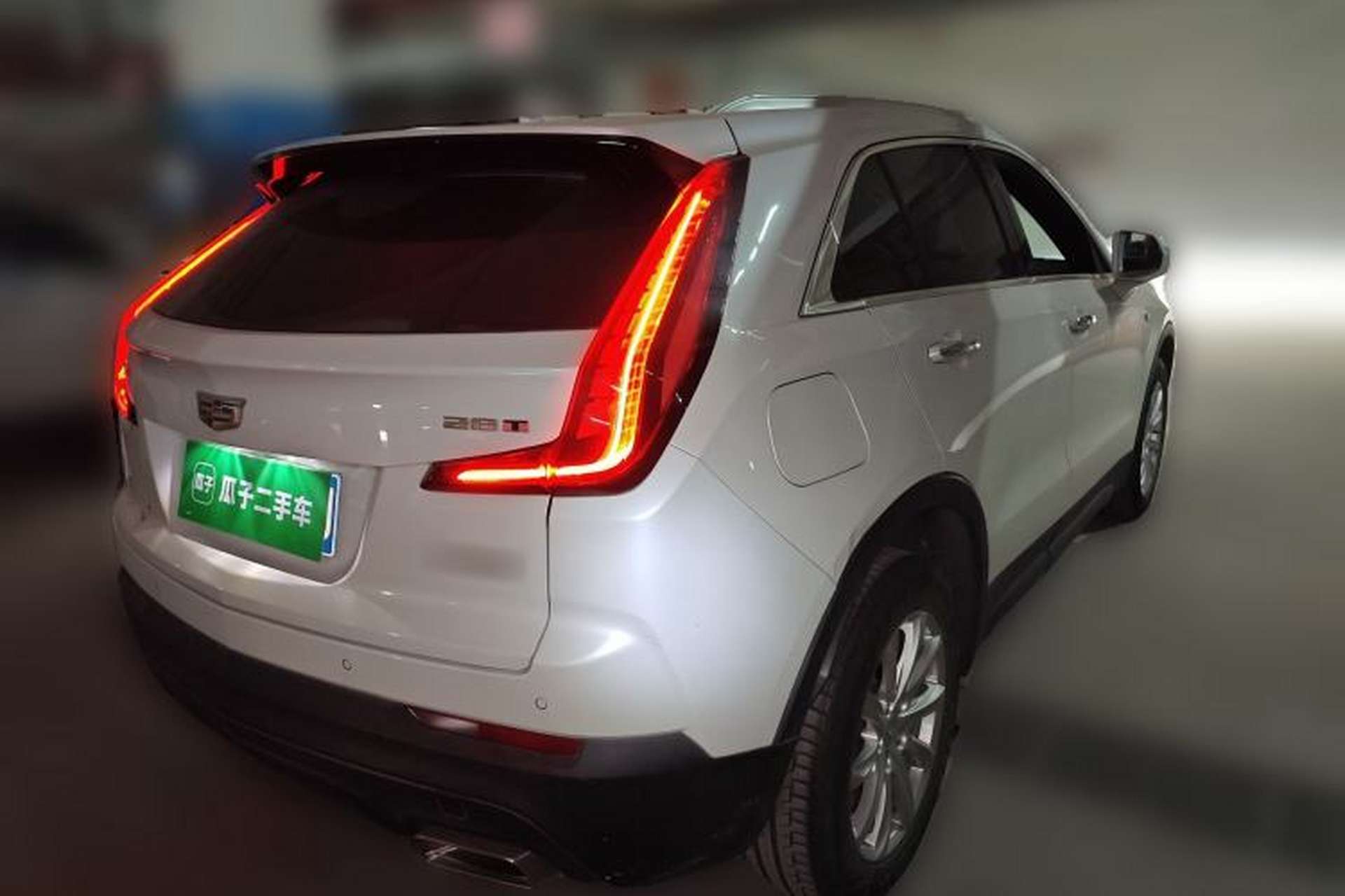 Used Cadillac XT4 2020 Revised Version 28T Two-Wheel Drive Tech Edition Rear Right 45 Deg