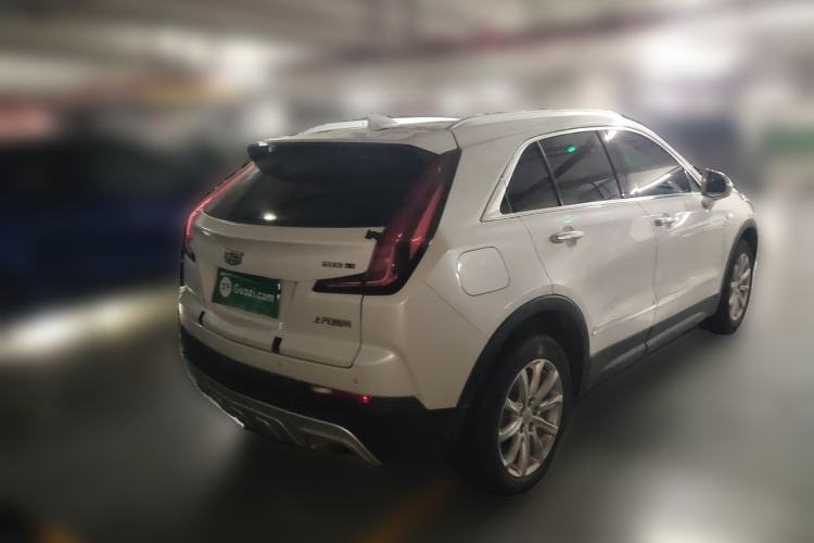 Used Cadillac XT4 2020 Revised Version 28T Two-Wheel Drive Tech Edition Rear Right 45 Deg