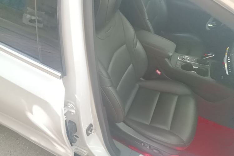 Used Cadillac XT4 2020 Revised Version 28T Two-Wheel Drive Leading Edition Right Front Seat