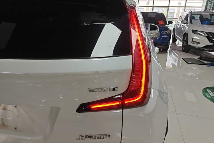 Used Cadillac XT4 2020 Revised Version 28T Two-Wheel Drive Leading Edition Right Rear Taillight