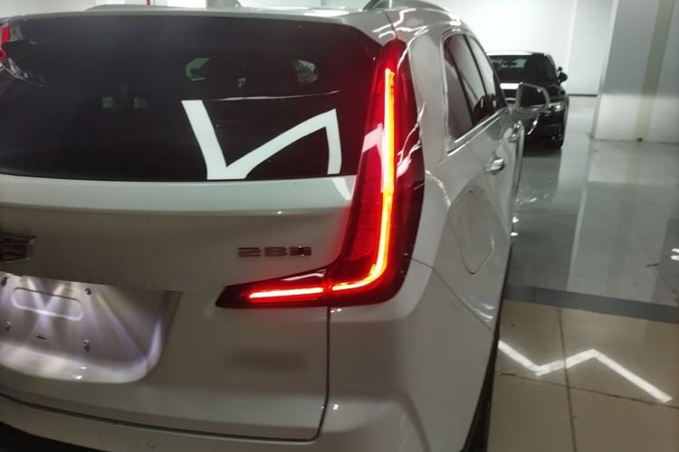 Used Cadillac XT4 2020 28T Two-Wheel-Drive Leading Version Right Rear Taillight
