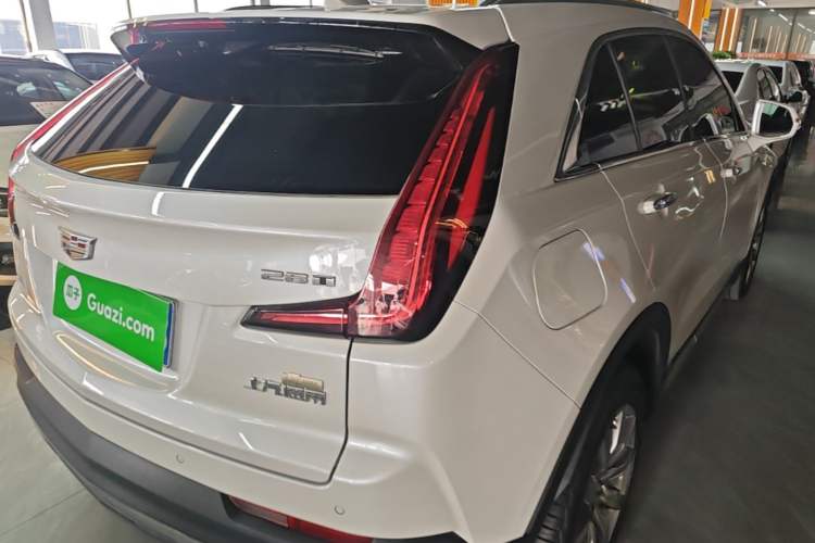 Used Cadillac XT4 2020 Revised Version 28T Two-Wheel Drive Leading Edition Right Rear Taillight