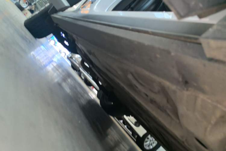 Used Cadillac XT4 2020 Revised Version 28T Two-Wheel Drive Leading Edition Right Side Sill