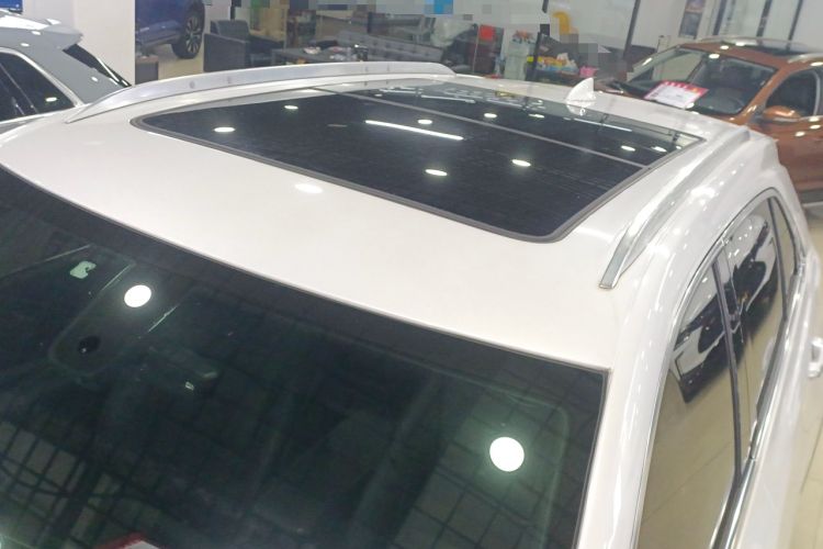 Used Cadillac XT4 2020 28T Two-Wheel-Drive Leading Version Roof