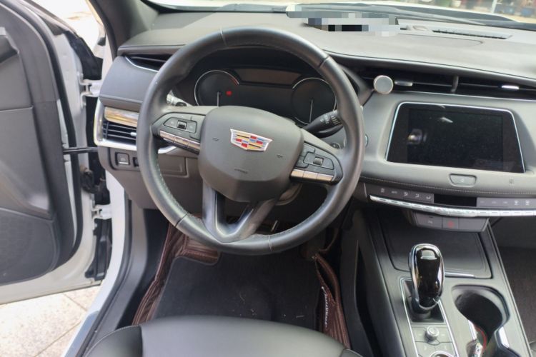 Used Cadillac XT4 2020 Revised Version 28T Two-Wheel Drive Tech Edition Steering Wheel