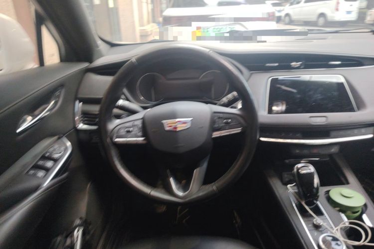 Used Cadillac XT4 2020 Revised Version 28T Two-Wheel Drive Leading Edition Steering Wheel