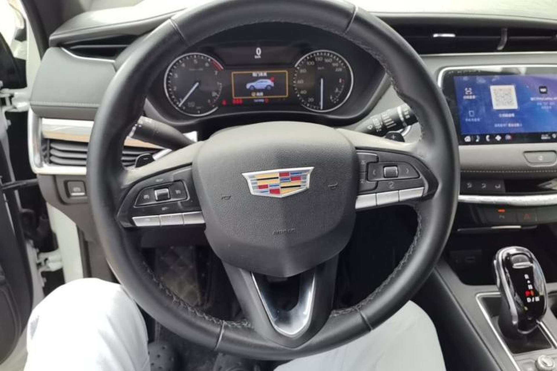 Used Cadillac XT4 2020 Revised Version 28T Two-Wheel Drive Tech Edition Steering Wheel