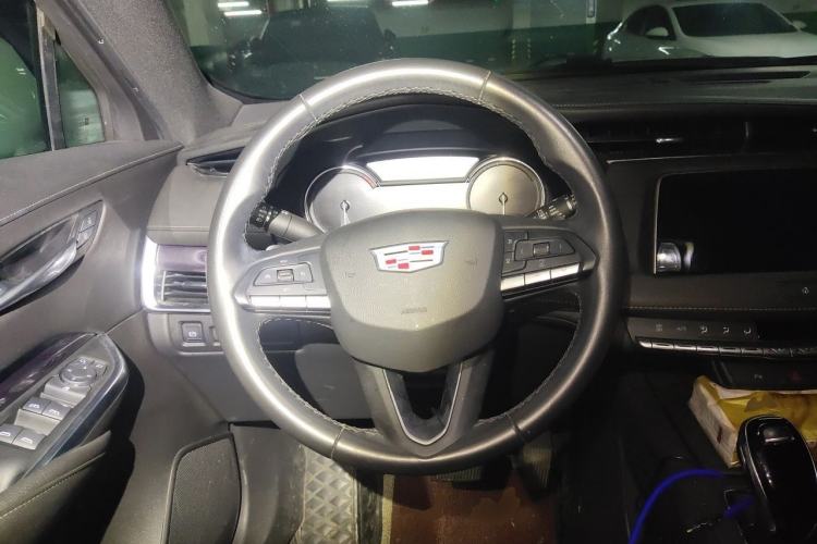 Used Cadillac XT4 2020 Revised Version 28T Two-Wheel Drive Tech Edition Steering Wheel