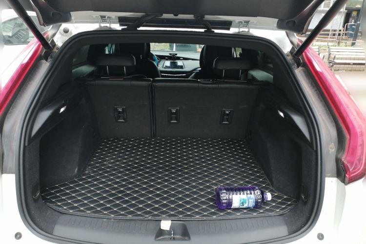 Used Cadillac XT4 2020 Revised Version 28T Two-Wheel Drive Tech Edition Trunk