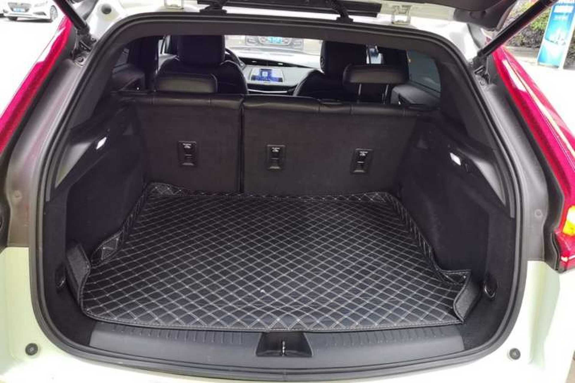 Used Cadillac XT4 2020 Revised Version 28T Two-Wheel Drive Tech Edition Trunk
