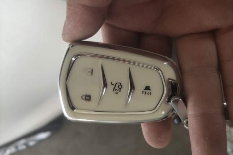 Used Cadillac XT4 2020 28T Two-Wheel Drive Tech Version Vehicle Key