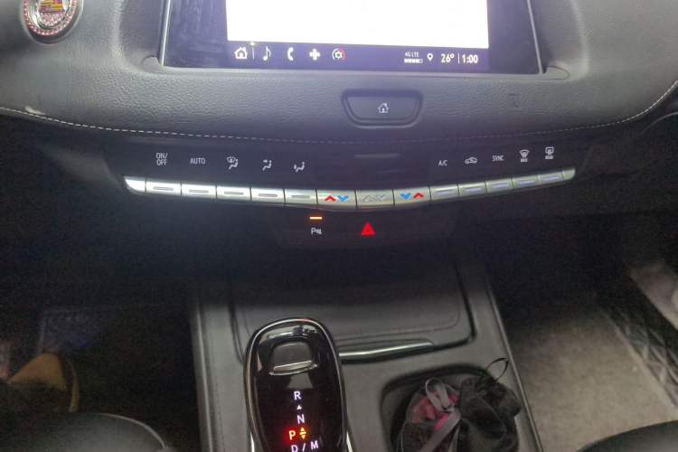 Used Cadillac XT4 2021 28T Two-Wheel Drive Tech Edition Audio And AC Panel