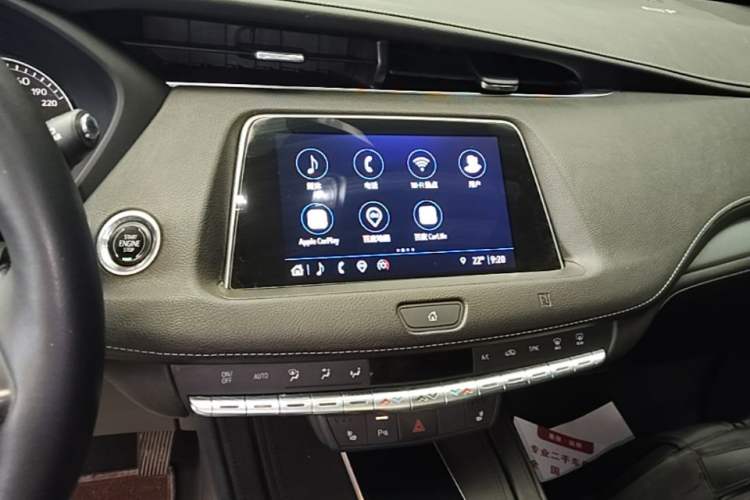 Used Cadillac XT4 2021 28T Two-Wheel Drive Leading Version Audio And AC Panel