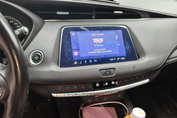 Used Cadillac XT4 2021 28T Two-Wheel Drive Leading Version Audio And AC Panel