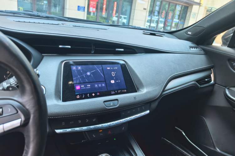 Used Cadillac XT4 2021 28T Two-Wheel Drive Leading Version Audio And AC Panel