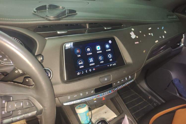 Used Cadillac XT4 2021 28T Two-Wheel Drive Tech Edition Audio And AC Panel