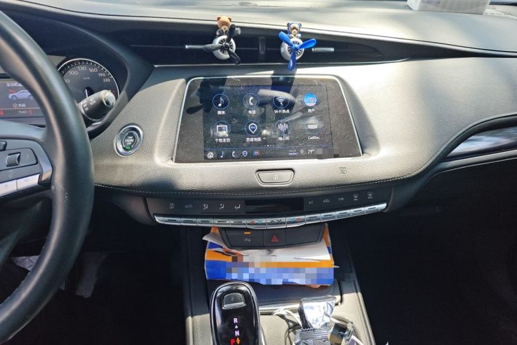Used Cadillac XT4 2021 28T Two-Wheel Drive Tech Edition Audio And AC Panel