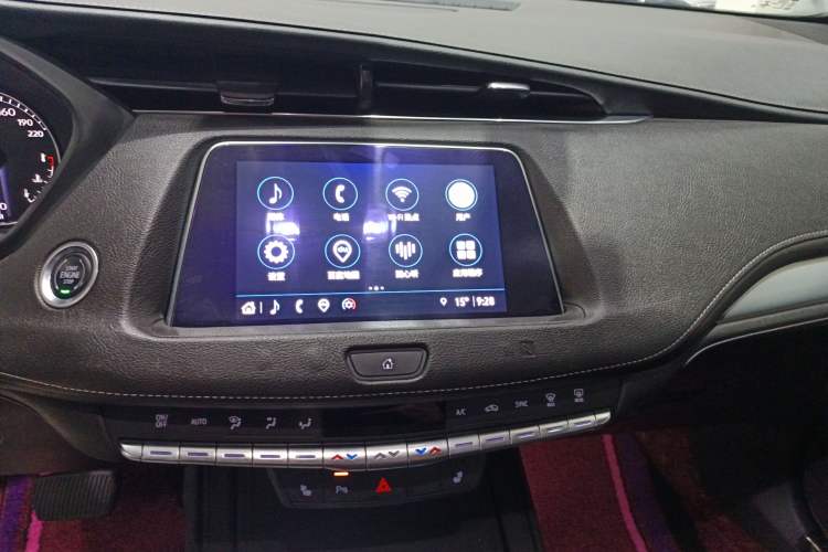 Used Cadillac XT4 2021 28T Two-Wheel Drive Leading Version Audio And AC Panel