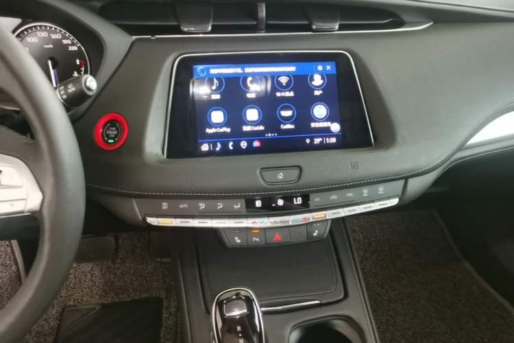Used Cadillac XT4 2021 28T Two-Wheel Drive Leading Version Audio And AC Panel