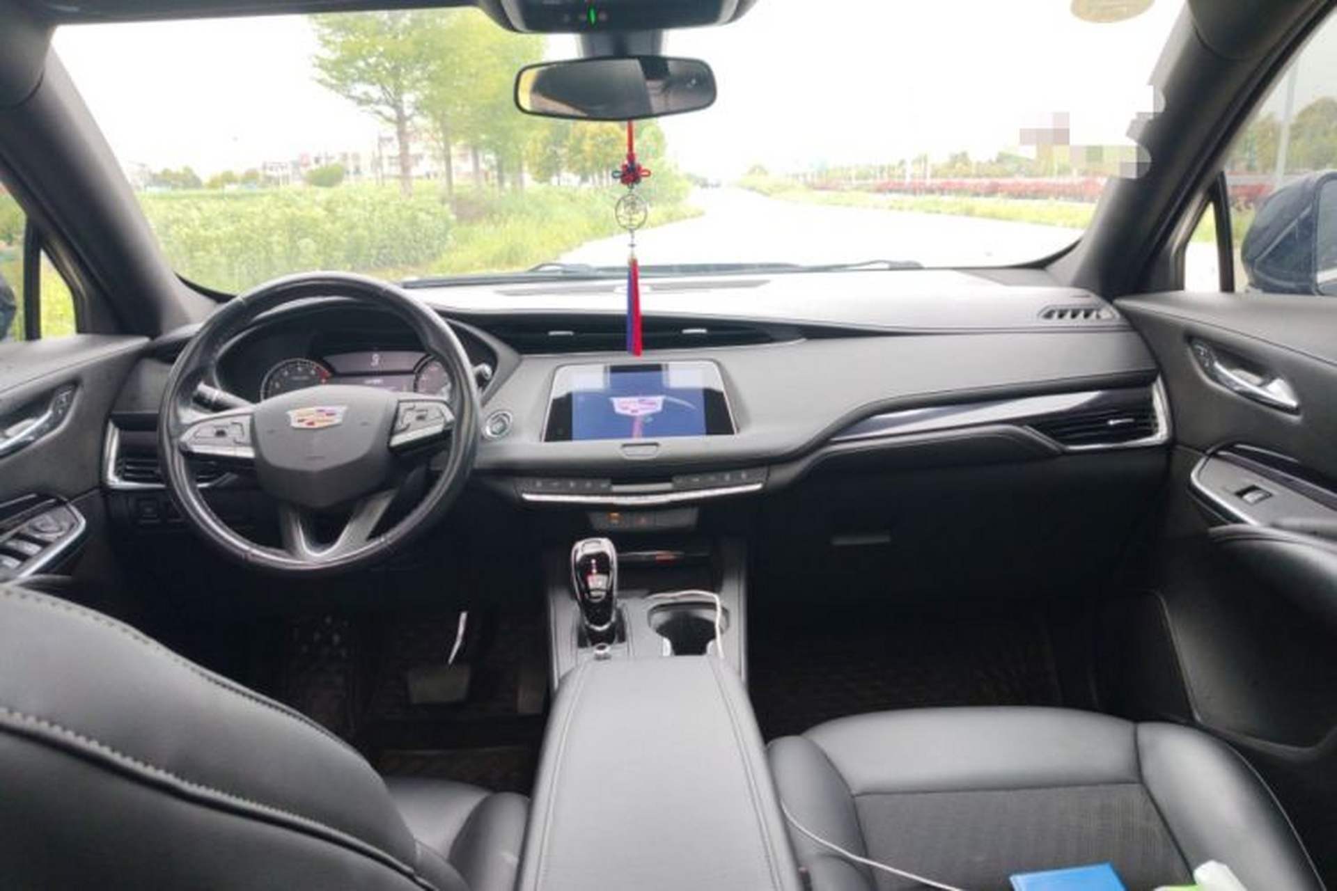 Used Cadillac XT4 2021 28T Two-Wheel Drive Tech Edition Center Console
