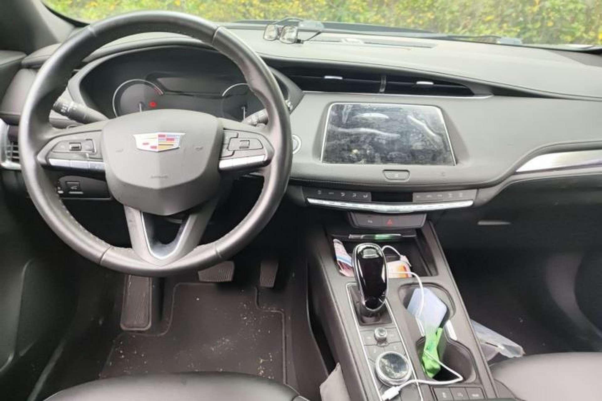 Used Cadillac XT4 2021 28T Two-Wheel Drive Tech Edition Center Console