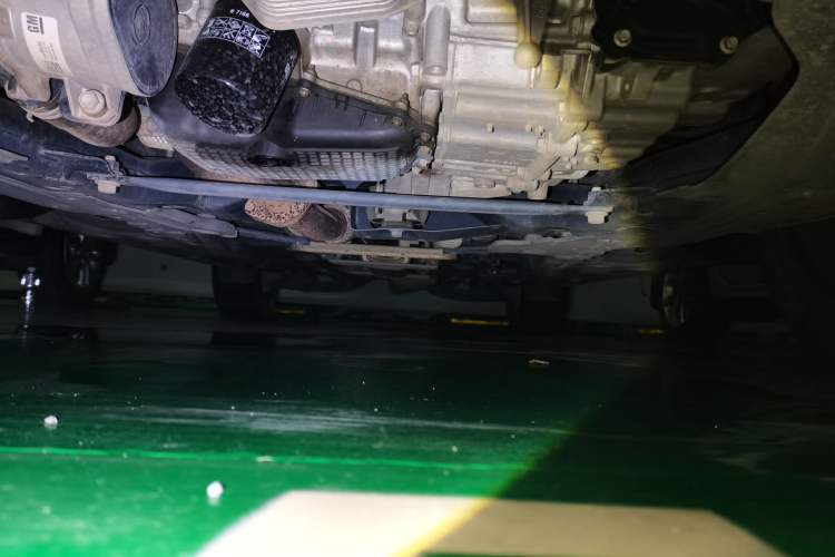 Used Cadillac XT4 2021 28T Two-Wheel Drive Luxury Version Chassis Front