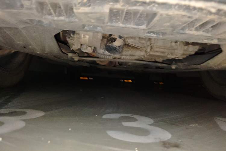 Used Cadillac XT4 2021 28T Two-Wheel Drive Luxury Version Chassis Front