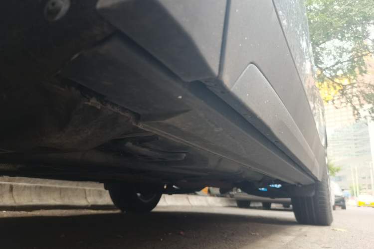 Used Cadillac XT4 2021 28T Two-Wheel Drive Tech Edition Chassis Front Left
