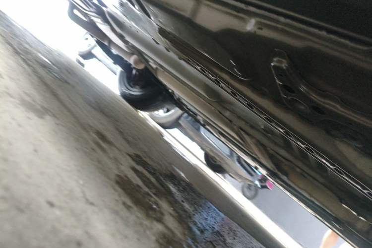 Used Cadillac XT4 2021 28T Two-Wheel Drive Leading Version Chassis Front Right