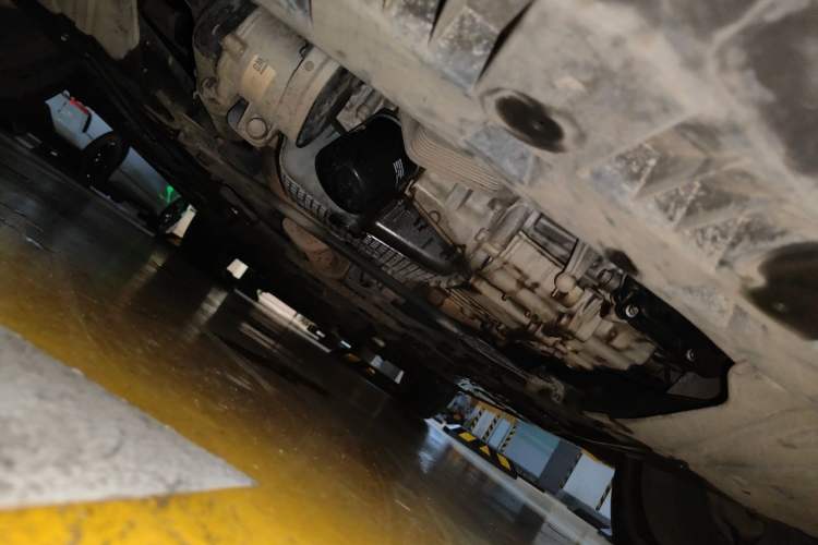 Used Cadillac XT4 2021 28T Two-Wheel Drive Luxury Version Chassis Front