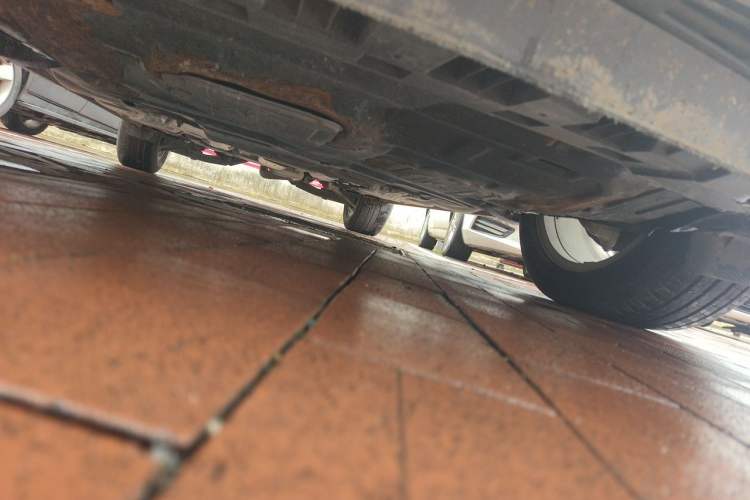 Used Cadillac XT4 2021 28T Two-Wheel Drive Tech Edition Chassis Rear