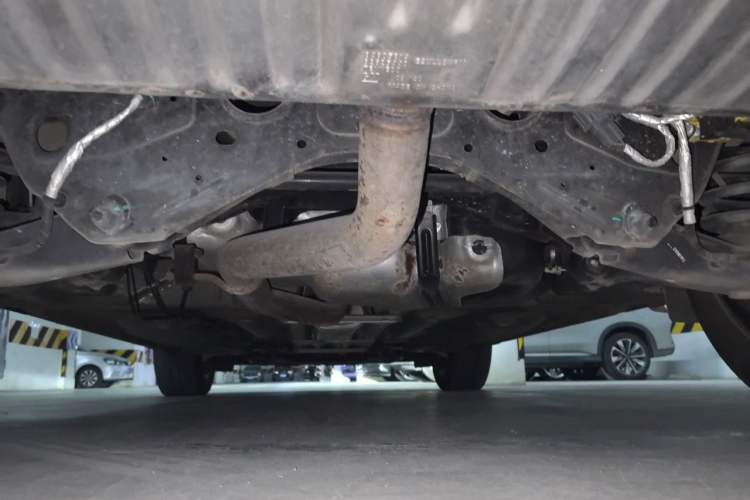 Used Cadillac XT4 2021 28T Two-Wheel Drive Leading Version Chassis Rear