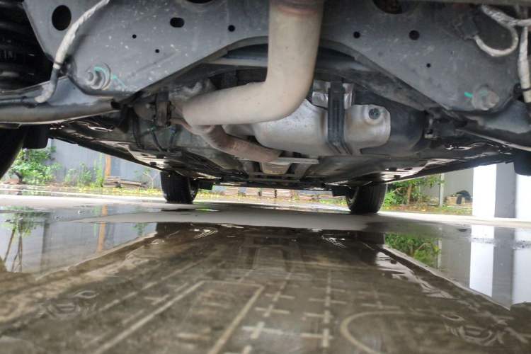 Used Cadillac XT4 2021 28T Two-Wheel Drive Leading Version Chassis Rear