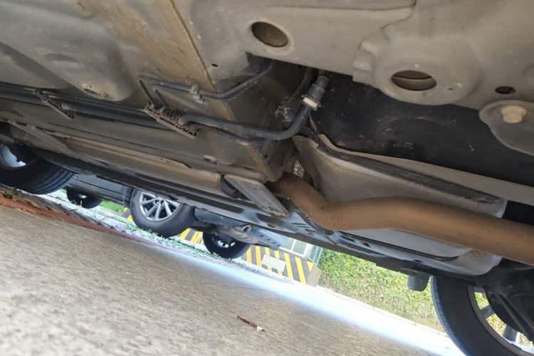 Used Cadillac XT4 2021 28T Two-Wheel Drive Tech Edition Chassis Rear Left