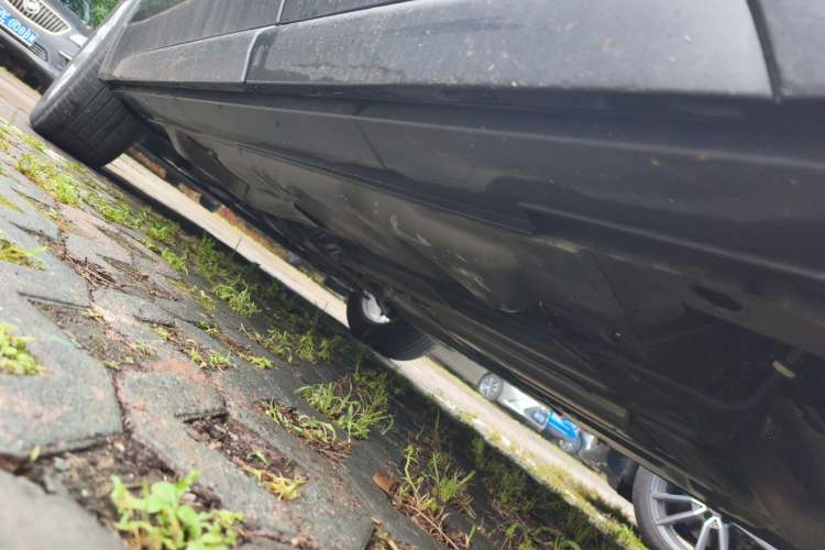 Used Cadillac XT4 2021 28T Two-Wheel Drive Tech Edition Chassis Rear Left