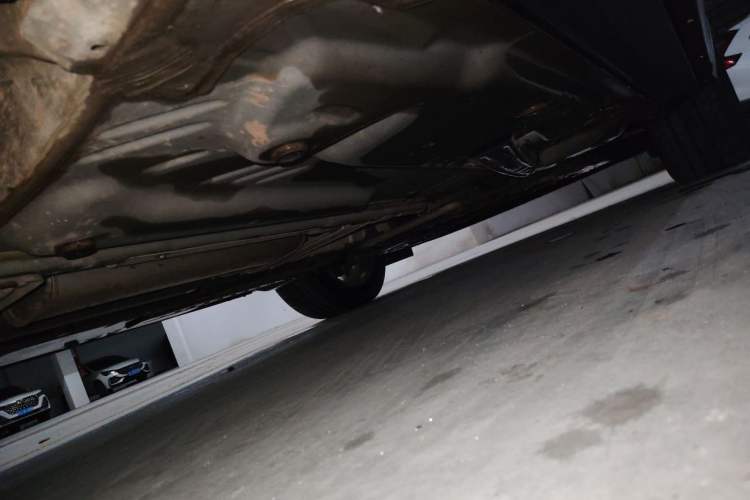 Used Cadillac XT4 2021 28T Two-Wheel Drive Tech Edition Chassis Rear Right