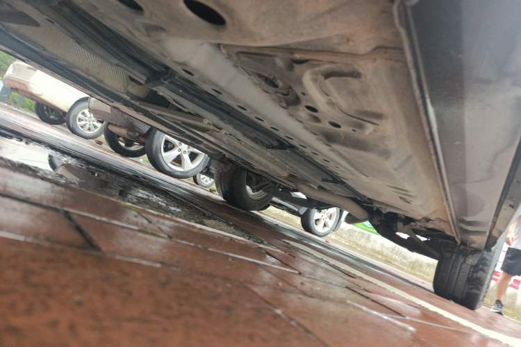 Used Cadillac XT4 2021 28T Two-Wheel Drive Tech Edition Chassis Rear Right