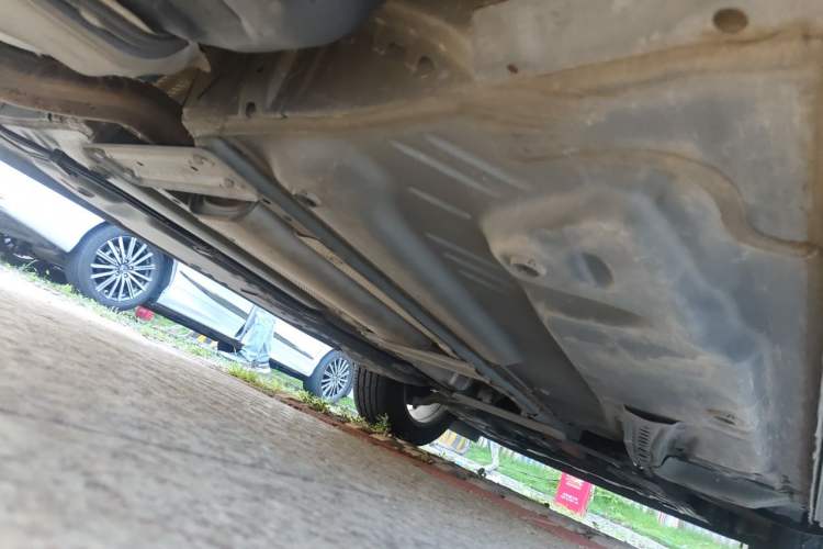 Used Cadillac XT4 2021 28T Two-Wheel Drive Tech Edition Chassis Rear Right