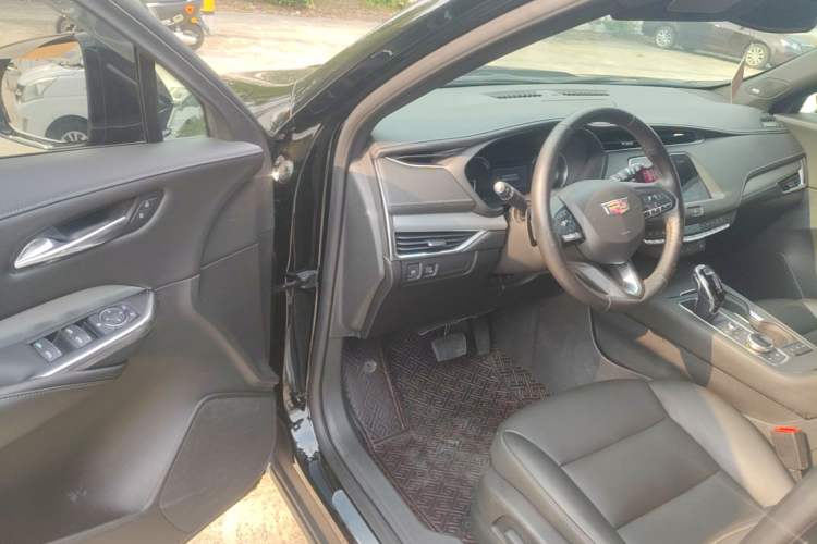 Used Cadillac XT4 2021 28T Two-Wheel Drive Leading Version Driver Seat