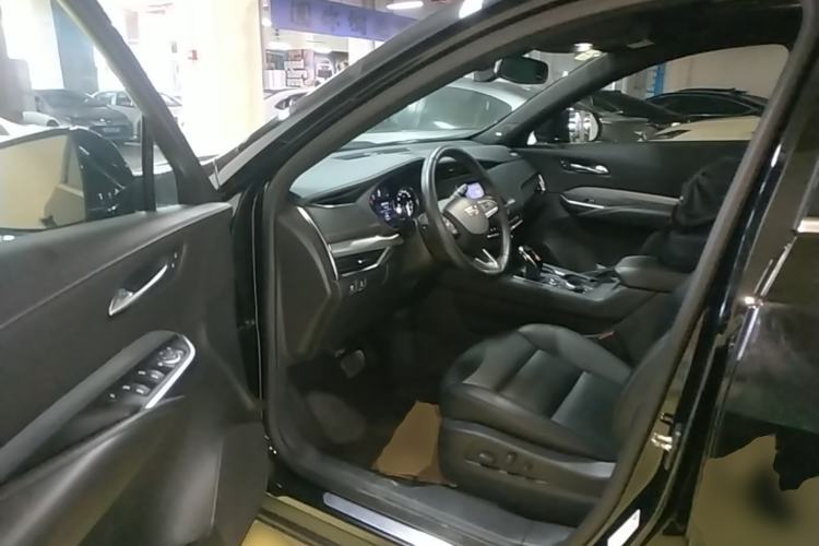 Used Cadillac XT4 2021 28T Two-Wheel Drive Leading Version Driver Seat